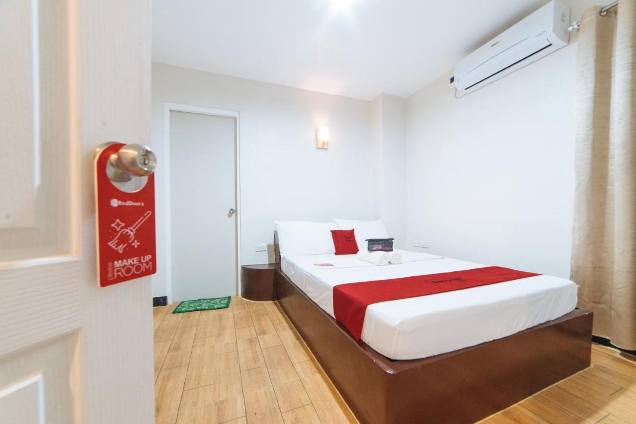 Reddoorz At Nirvana Pension House Bacolod Dış mekan fotoğraf